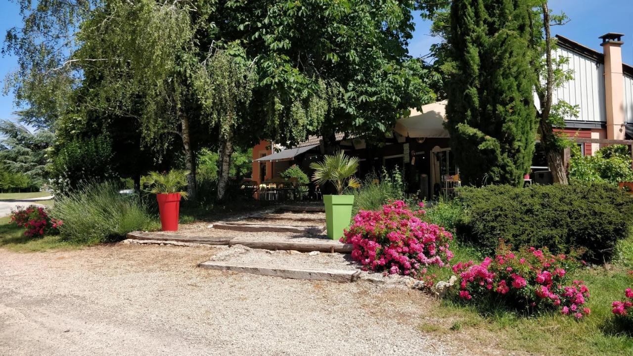 Camping Au Tour De L'Aveyron L'Hospitalet-du-Larzac Exterior photo