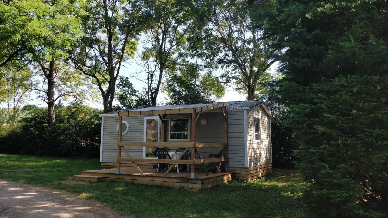Camping Au Tour De L'Aveyron L'Hospitalet-du-Larzac Exterior photo
